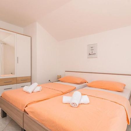 Apartments Mikulic 비오그라드나모루 외부 사진