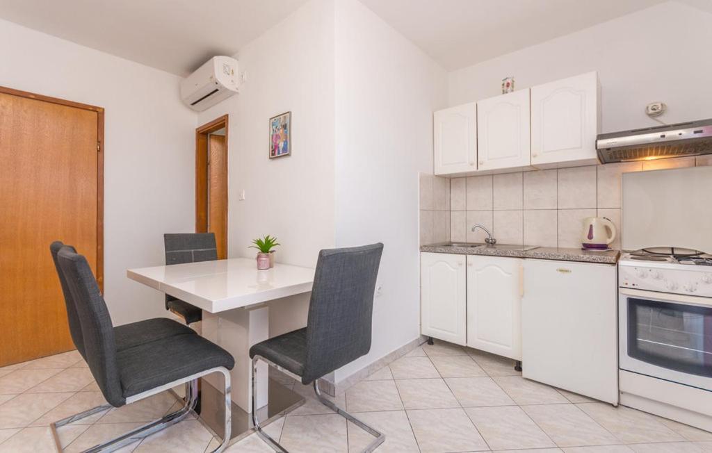 Apartments Mikulic 비오그라드나모루 외부 사진