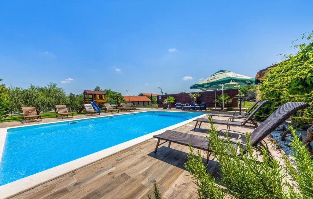 Apartments Mikulic 비오그라드나모루 외부 사진