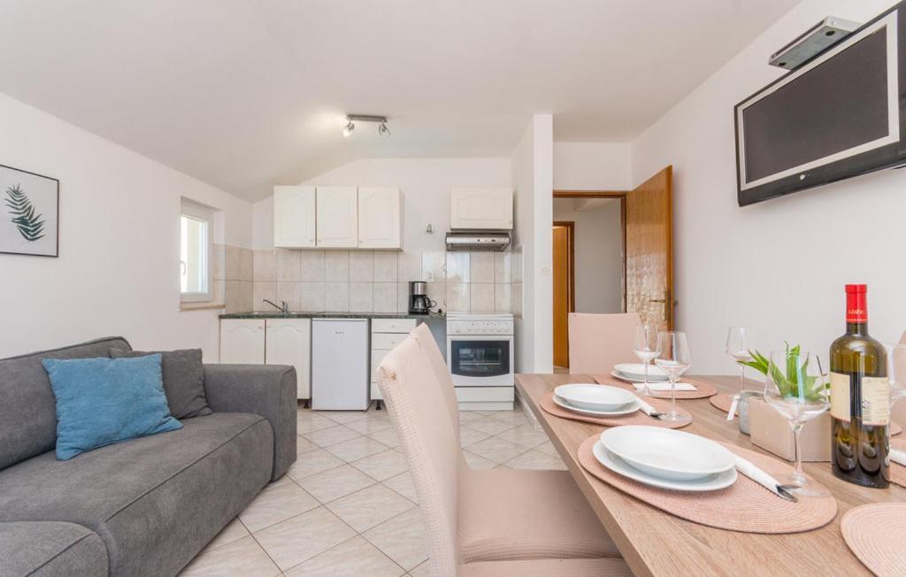 Apartments Mikulic 비오그라드나모루 외부 사진
