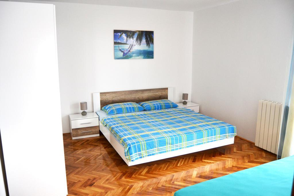 Apartments Mikulic 비오그라드나모루 외부 사진